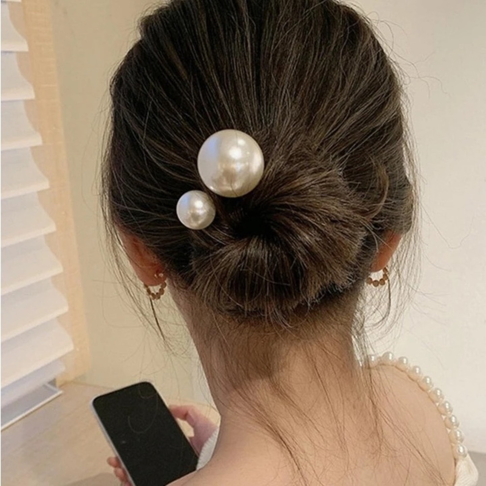 Big Pearl Decor Hair Pins